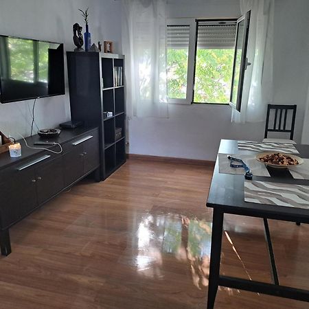 Ole Triana Apartman Sevilla Kültér fotó