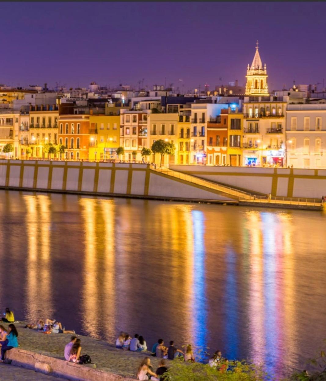 Ole Triana Apartman Sevilla Kültér fotó