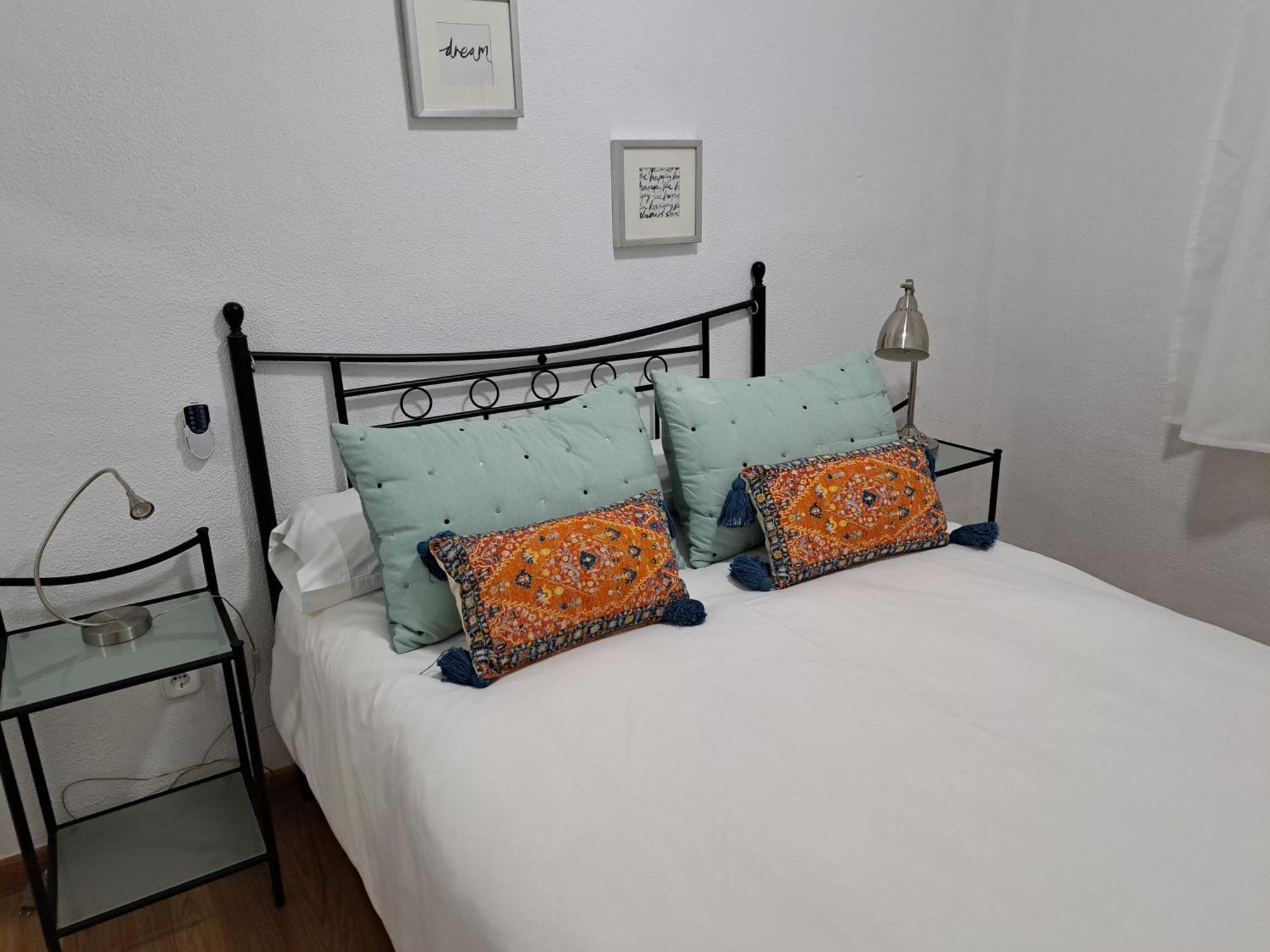 Ole Triana Apartman Sevilla Kültér fotó